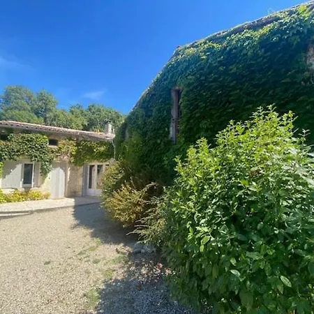 Des 3 Sourires - Grand Jardin Prive